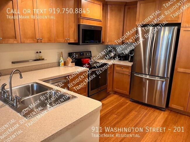 Building Photo - 2 Bedroom 2 Bath Condo in Bishop Park!