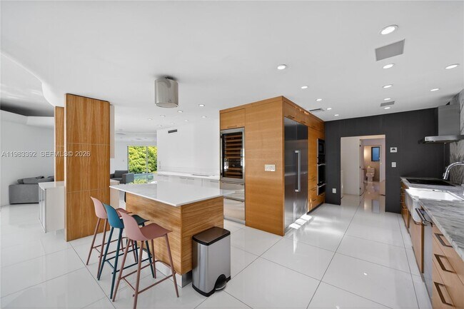 Foto del edificio - 1000 N Shore Dr