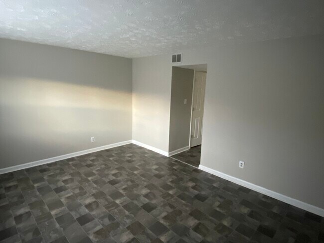 Building Photo - 221 S Porter Dr
