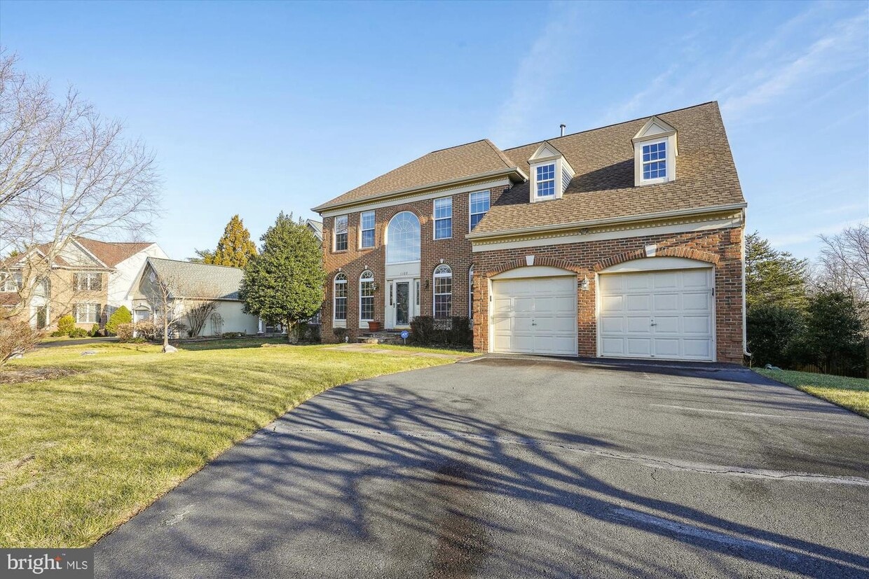 1109 Landerset Dr, Herndon, VA 20170 House Rental in Herndon, VA