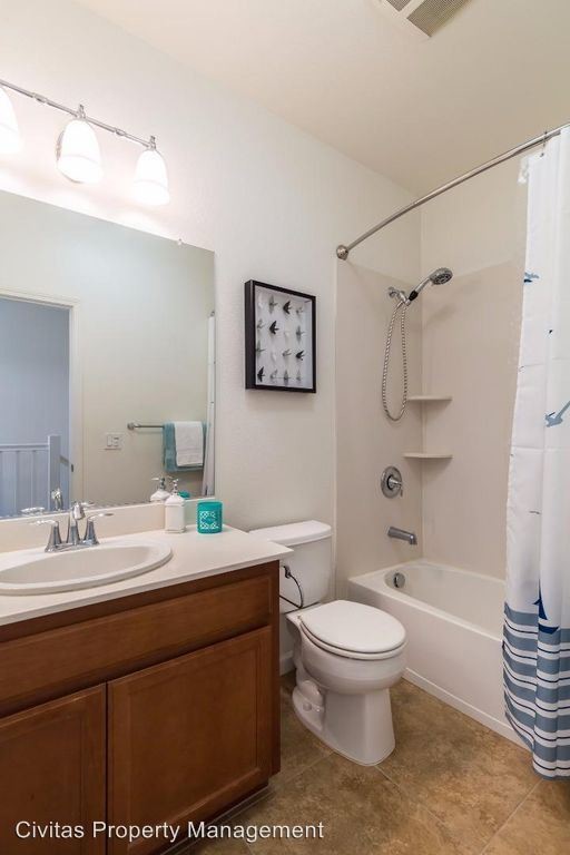 Foto del edificio - 3 br, 2.5 bath House - 2136 Sheffield Dr