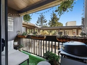 Building Photo - 7765 W 91st St