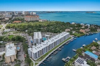Building Photo - 1709 N Tamiami Trl