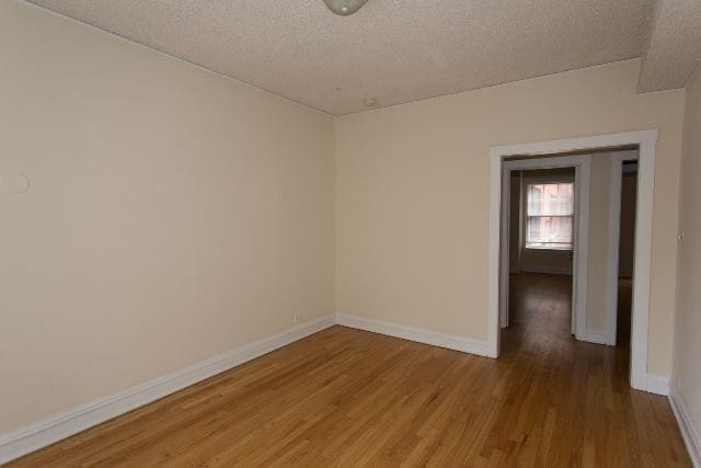 Building Photo - 3522 N Racine Ave
