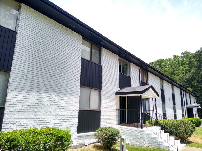 Building Photo - 1 Bedroom Style Reimagined