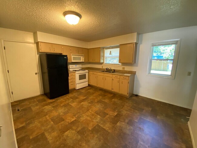 Foto del edificio - 109 Aspen Cir