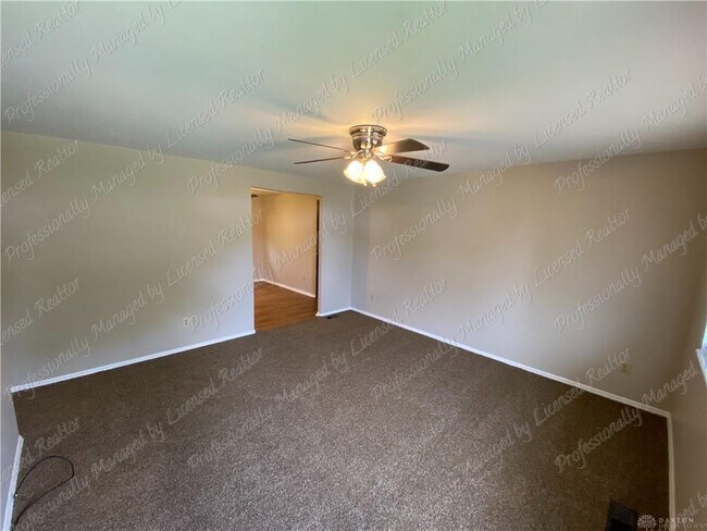 Building Photo - 7256 Serpentine Dr