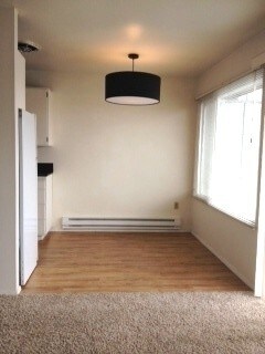 Building Photo - Raphael Court - 1 bedroom