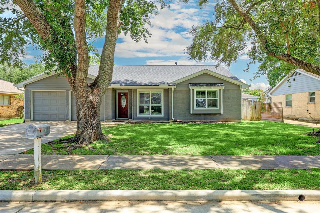 Foto principal - 12126 Meadow Hollow Dr