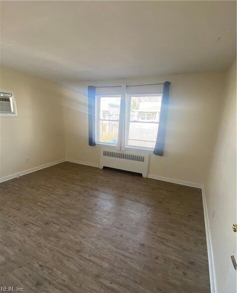Foto del edificio - 825 Harrington Ave