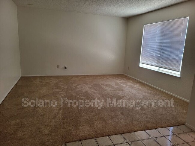 Building Photo - 1801 Rhine Ct