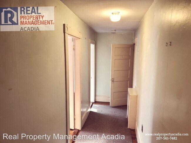 Foto del edificio - 18 Pleasant St
