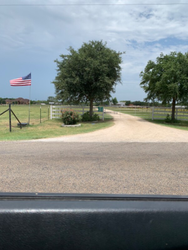 Primary Photo - 4127 N Rock Creek Loop