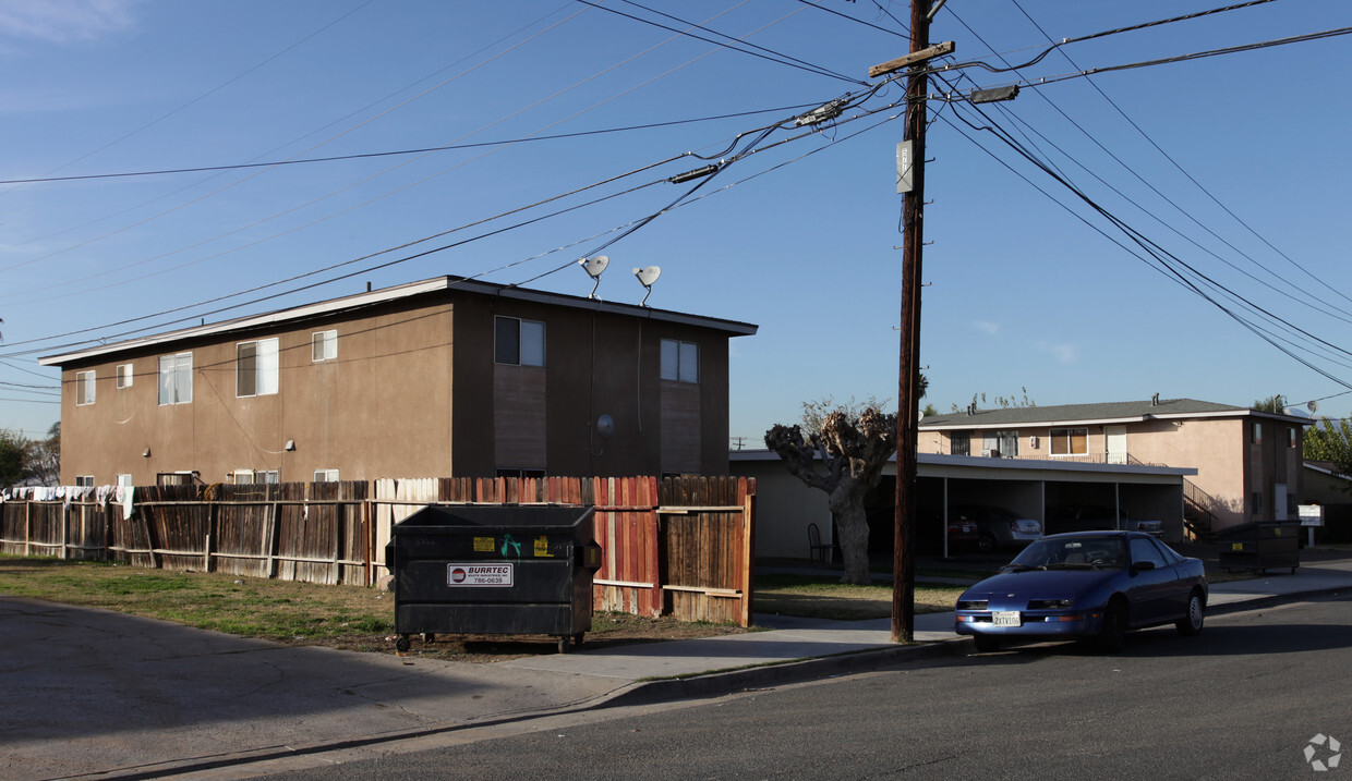 Foto del edificio - 5778 Corwin Ln
