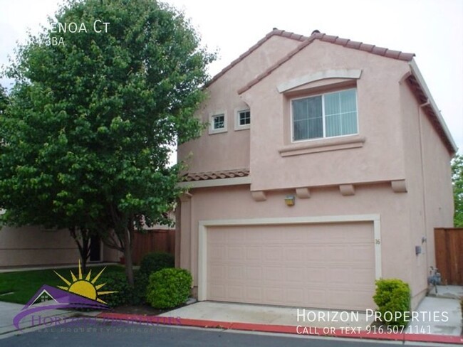 Foto del edificio - Bright 2 Bed 2.5 Bath 1,247 Sq. Ft. Two-st...