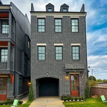 Building Photo - 722 Meditation Ln