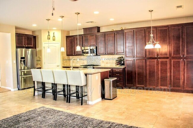 Building Photo - 12353 Canyonlands Dr