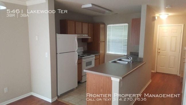 Building Photo - 5461 Lakewood Terrace