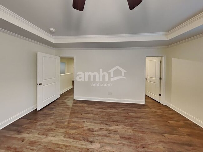 Building Photo - 110 Marin Dr