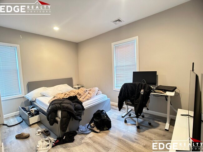 Foto del edificio - 39 Long Ave