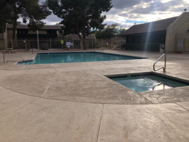 Foto del edificio - 3224 Longford Way