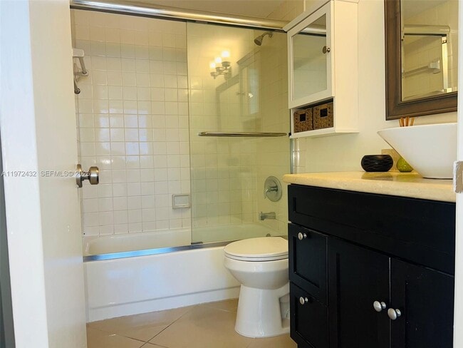 Foto del edificio - 770 Claughton Island Dr