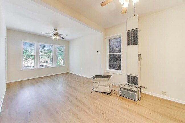 Building Photo - 1131 W Taylor St