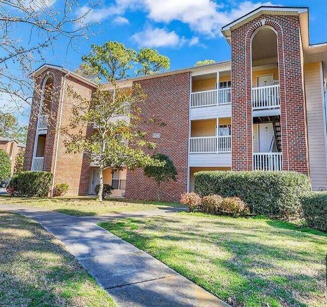 Foto del edificio - 4246 Villas Dr