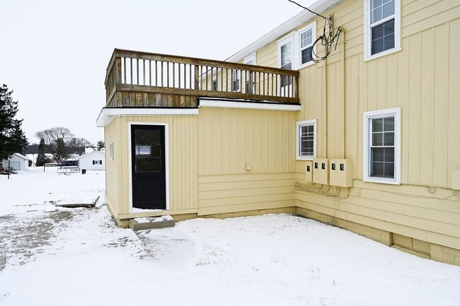 Building Photo - 3325 State Route 39-2