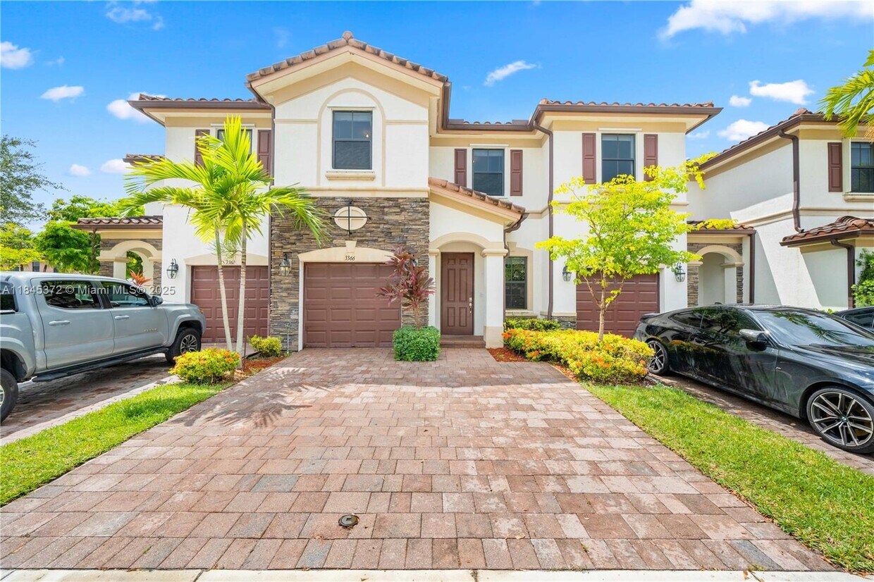 Foto principal - 3366 W 90th Terrace