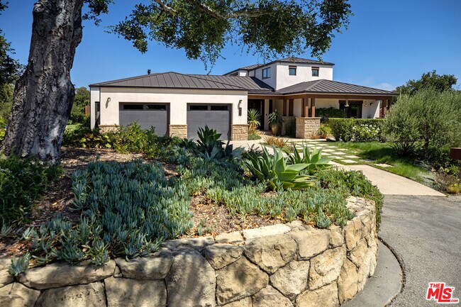 Building Photo - 762 Westmont Rd