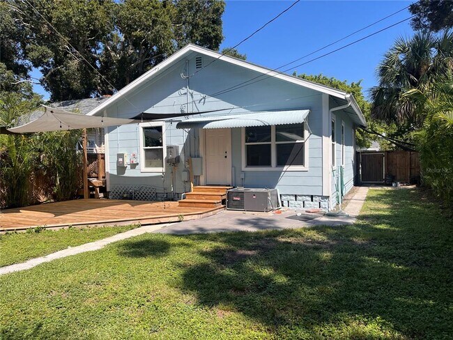 Building Photo - 2616 14th Ave N