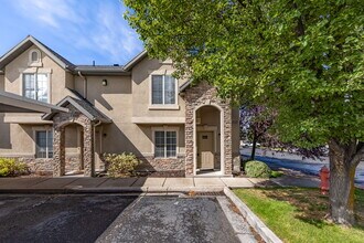 Building Photo - 1757 N 460 W
