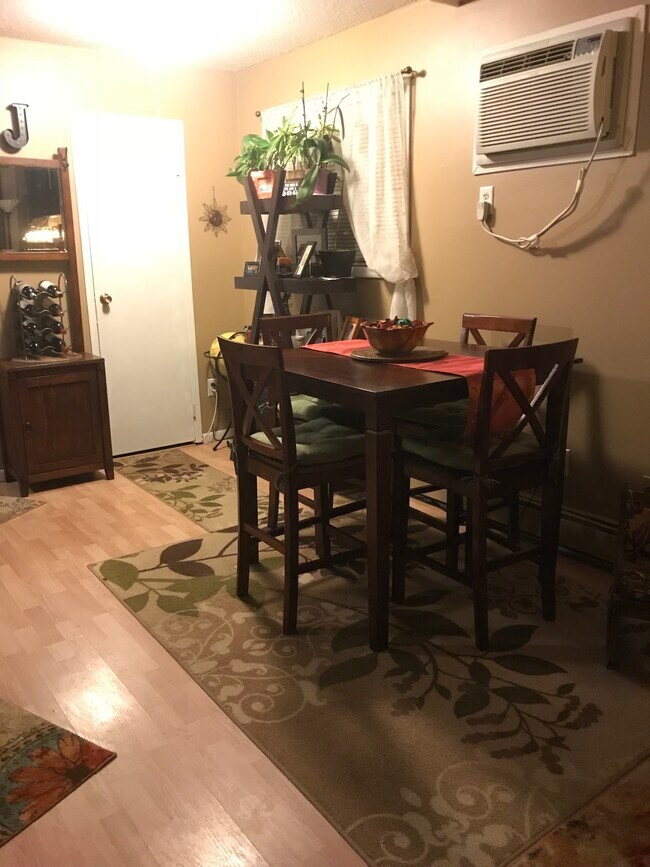 Foto del edificio - 7400 72nd Ln N