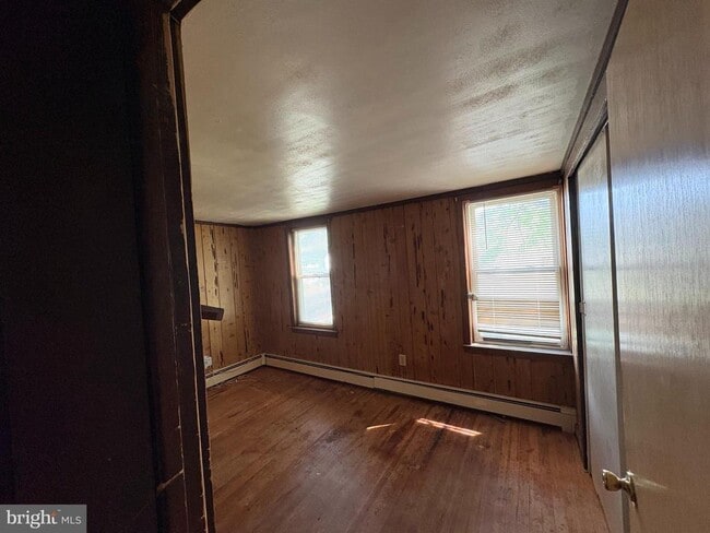 Building Photo - 1405 Pennington Rd