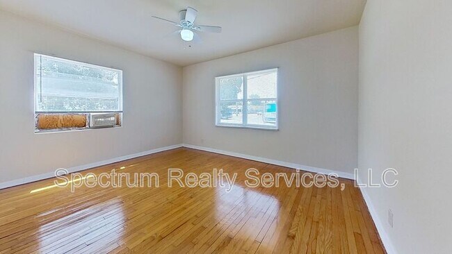 Foto del edificio - 2589 Atlantic Blvd
