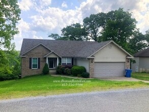 Building Photo - 360 Tall Oaks Dr
