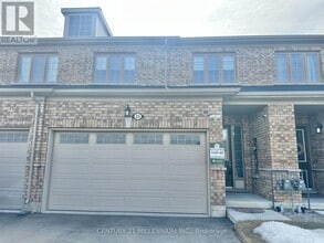 Building Photo - 25 Harwood St