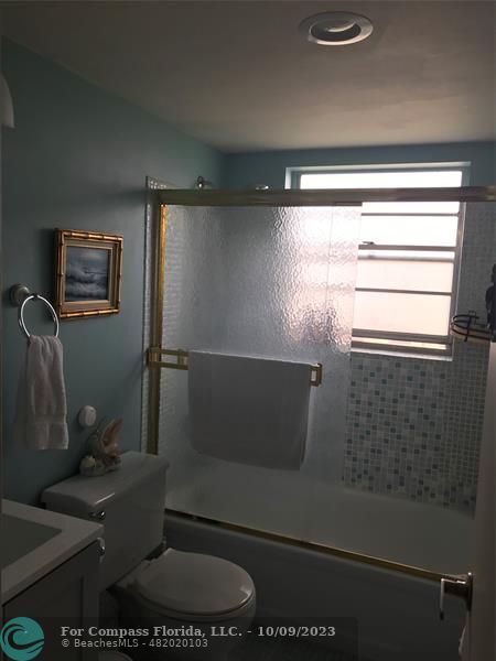 Foto del edificio - 327 Andover M