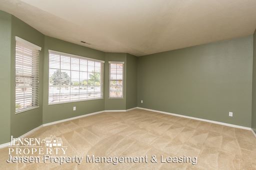 Building Photo - 1477 Canyon View Dr