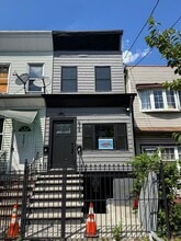 Building Photo - 628 Bramhall Ave