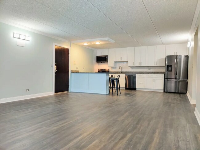 Foto del edificio - 5S 66 Pebblewood Ln