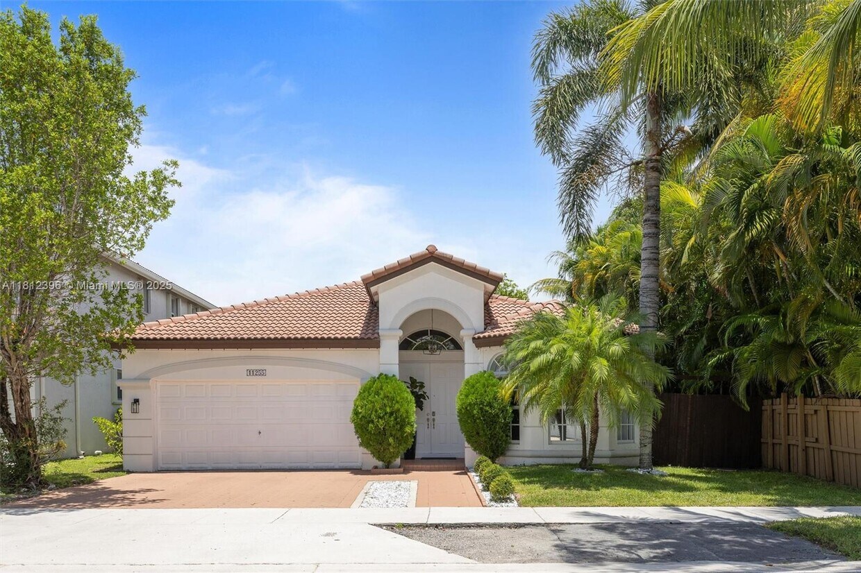 Primary Photo - 11255 NW 77th Terrace