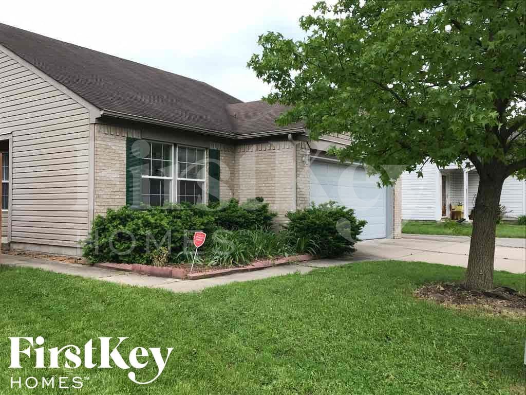 Foto principal - 5339 Greensward Ln