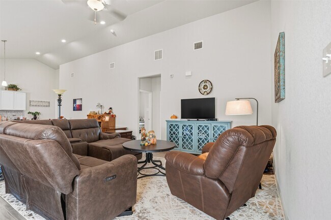 Foto del edificio - 9977 Tammy Ln