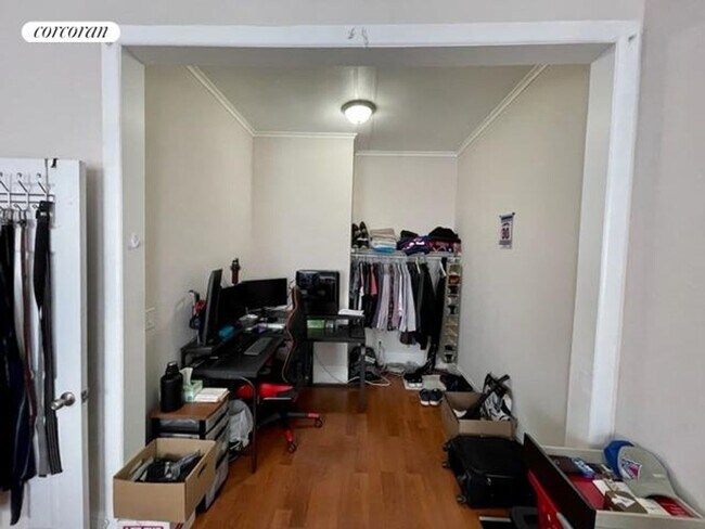 Building Photo - 32-11 38th Ave