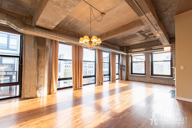 Foto del edificio - 1069 W 14th Pl