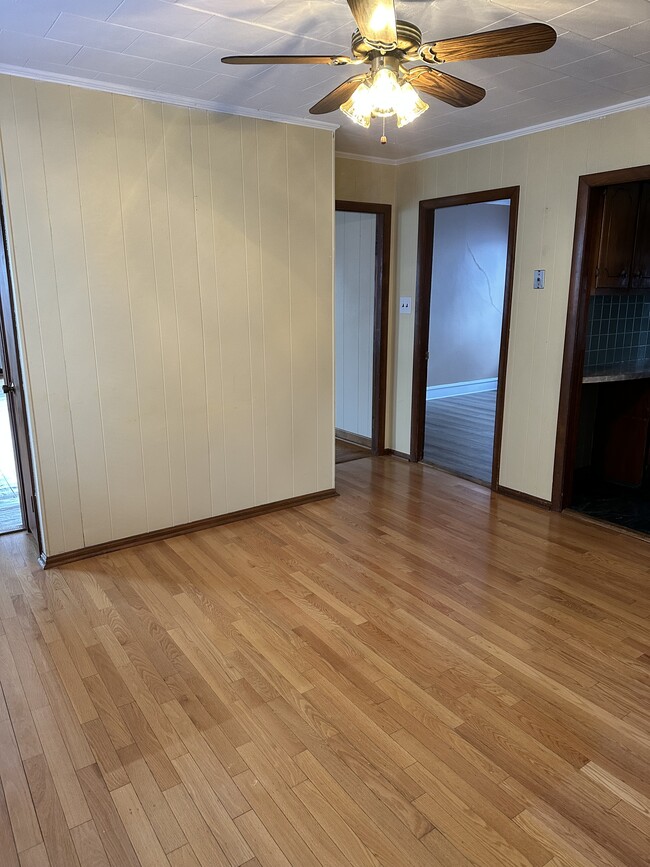 First room dinette room - 820 2nd St