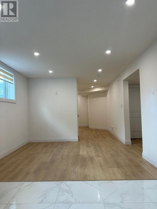 Photo du bâtiment - 1526 Chickadee Trl