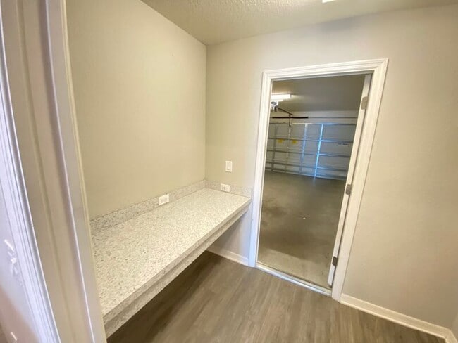 Foto del edificio - 188 Foxtail Loop